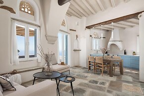 Morfes Luxury Apartments