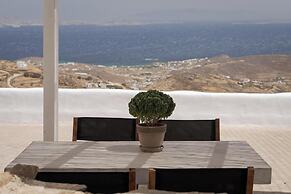 Morfes Luxury Apartments