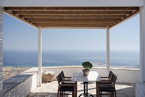 Morfes Luxury Apartments