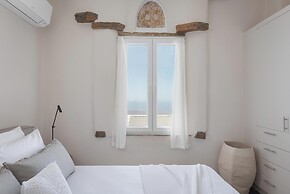 Morfes Luxury Apartments