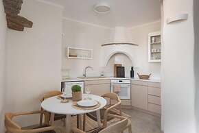 Morfes Luxury Apartments