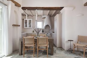 Morfes Luxury Apartments