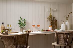 Charming Mews House in Historic Winchester