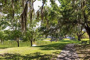 Amazing 4 Bedroom House Near Disney