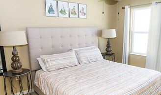 Amazing 4 Bedroom House Near Disney