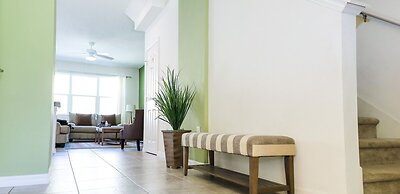 Amazing 4 Bedroom House Near Disney