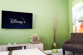 Amazing 4 Bedroom House Near Disney