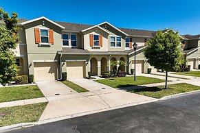 Amazing 4 Bedroom House Near Disney