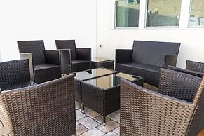 Amazing 4 Bedroom House Near Disney