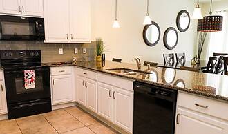 Amazing 4 Bedroom House Near Disney