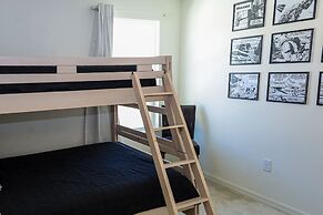 Amazing 4 Bedroom House Near Disney