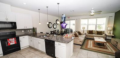 Amazing 4 Bedroom House Near Disney