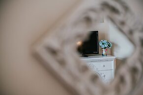 Family House With Amazing Themed Rooms