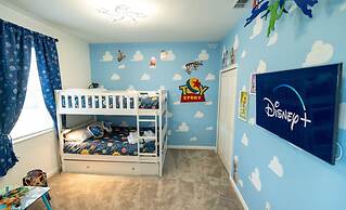 Luxurious Townhouse With Themed Rooms Near Disney
