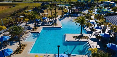 Luxurious Townhouse With Themed Rooms Near Disney