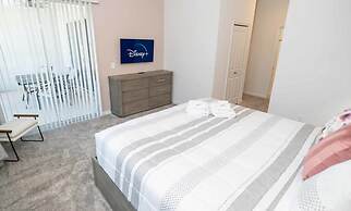 Luxurious Townhouse With Themed Rooms Near Disney