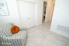 Luxurious Townhouse With Themed Rooms Near Disney