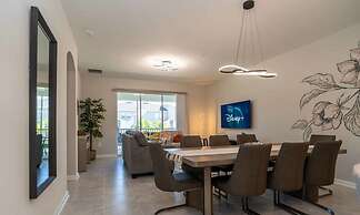 Luxurious Townhouse With Themed Rooms Near Disney