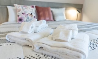 Luxurious Townhouse With Themed Rooms Near Disney