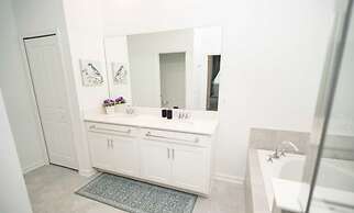 Luxurious Townhouse With Themed Rooms Near Disney