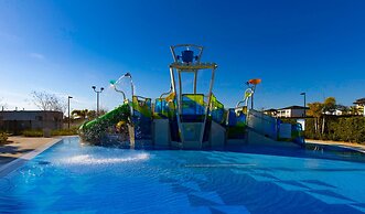 Luxurious Townhouse With Themed Rooms Near Disney