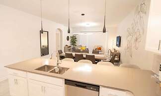 Luxurious Townhouse With Themed Rooms Near Disney