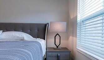 Amazing House Near the Parks