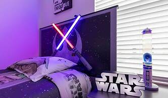 Amazing House Near the Parks