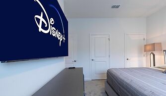 Amazing House Near the Parks