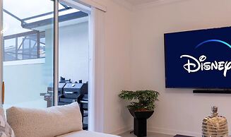 Amazing House Near the Parks