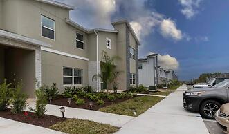 Amazing House Near the Parks