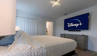 Amazing House Near the Parks