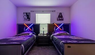 Amazing House Near the Parks