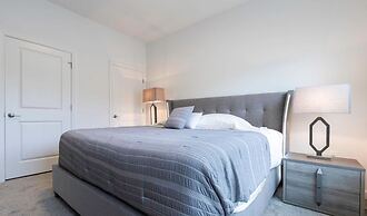 Amazing House Near the Parks