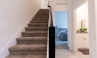 Amazing House Near the Parks