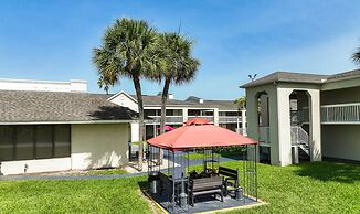 Entire Studio With Free Shuttle to Disney