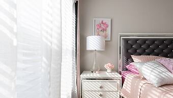 Amazing Family Townhouse Minutes From the Parks