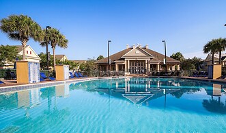 Amazing Family Townhouse Minutes From the Parks