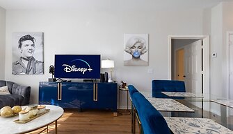 Amazing Family Townhouse Minutes From the Parks