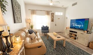 Apartment Minutes From Disney