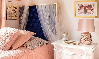 Entire House in Resort Just Minutes From Disney