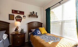 Entire House in Resort Just Minutes From Disney