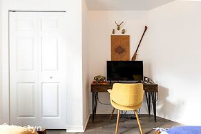 Entire House in Resort Just Minutes From Disney