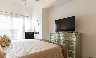 Entire House in Resort Just Minutes From Disney