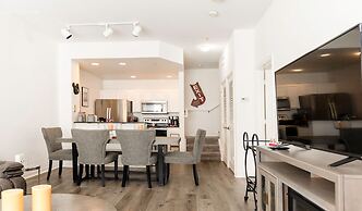 Entire House in Resort Just Minutes From Disney