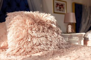 Entire House in Resort Just Minutes From Disney