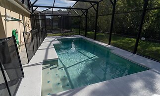 Beautiful Vacation Home Near Disney