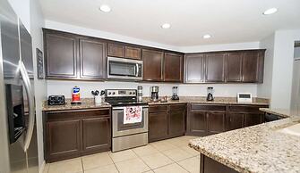 Beautiful Vacation Home Near Disney