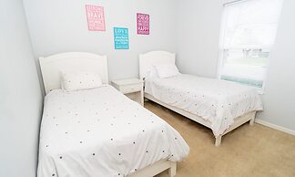 Beautiful Vacation Home Near Disney