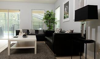 Beautiful Vacation Home Near Disney